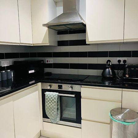 "Spacious Family, Friendly" 1 Bedroom In Kings Cross, St Pancras!!!118A Londýn Exteriér fotografie