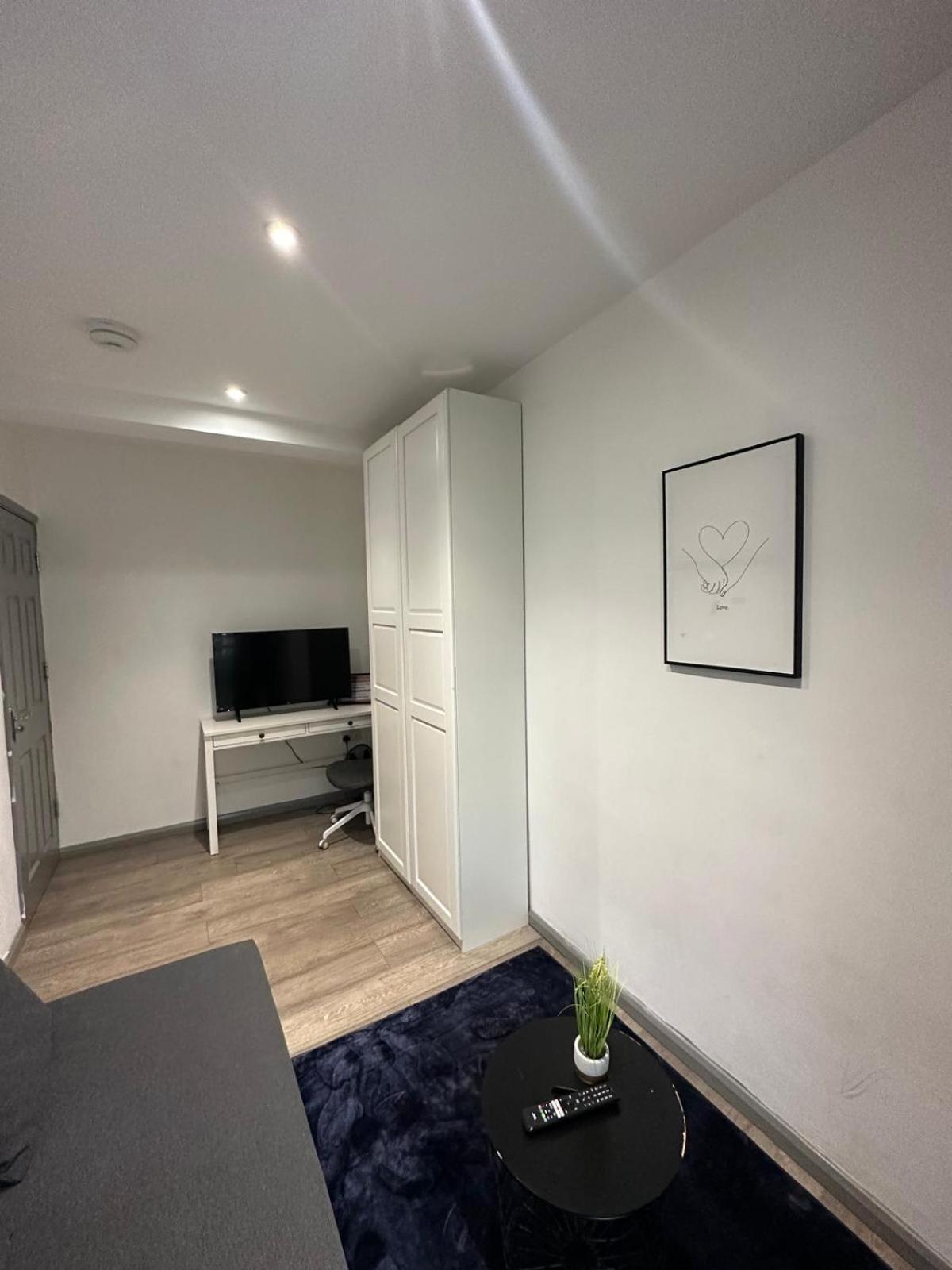 "Spacious Family, Friendly" 1 Bedroom In Kings Cross, St Pancras!!!118A Londýn Exteriér fotografie